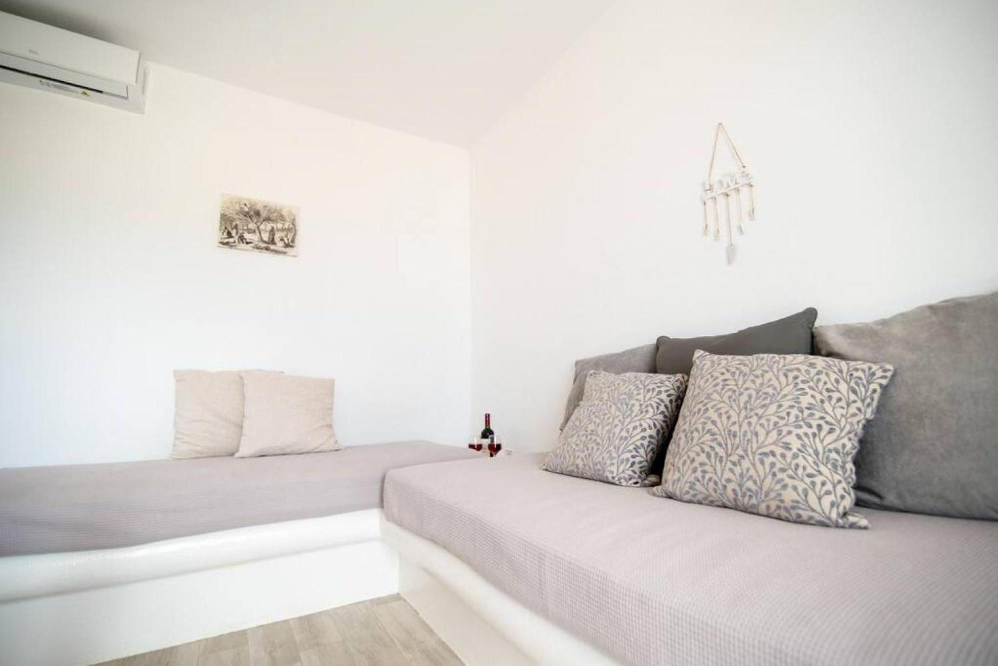 Naxos Agia Anna Sunset View Olive House Apartment ภายนอก รูปภาพ